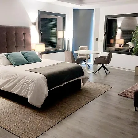 Plaza Mayor Luxury شقة *