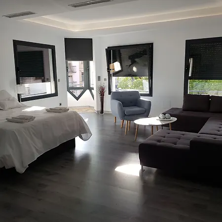 Plaza Mayor Luxury شقة *