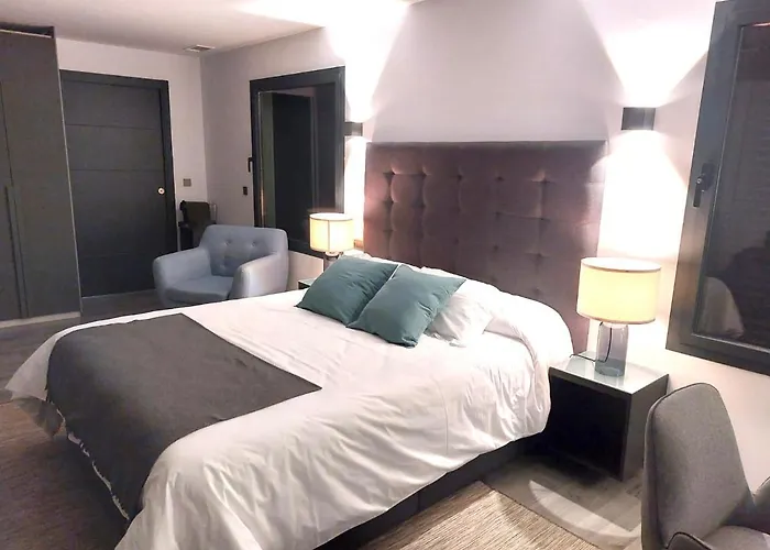 Plaza Mayor Luxury Apartment *