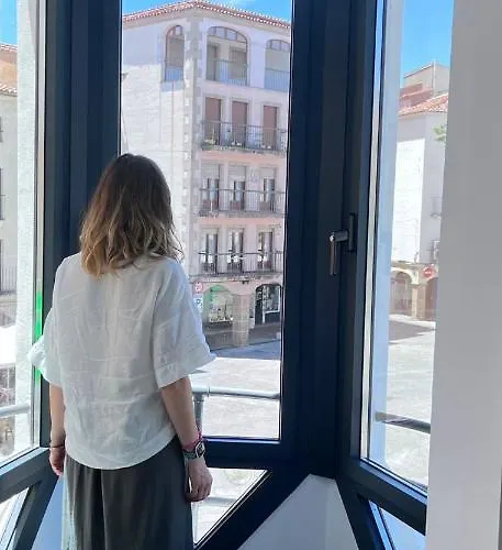 Plaza Mayor Luxury Apartment *