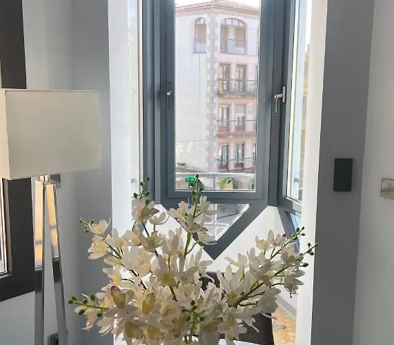 Plaza Mayor Luxury Apartment *