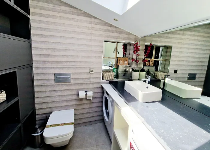 Plaza Mayor Luxury Apartment *